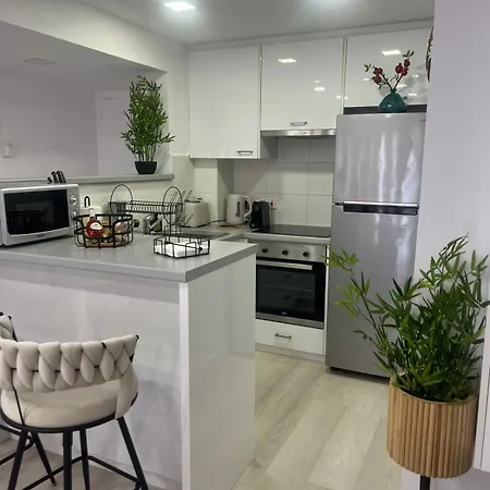 Lazuli Sea View Beachfront Ap 253 Appartamento *