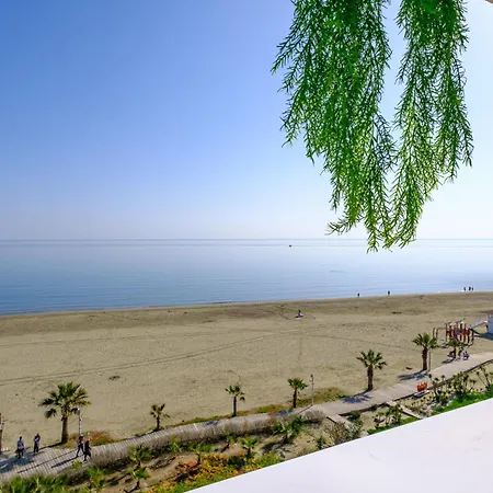 Lazuli Sea View Beachfront Ap 253 Apartament Larnaca