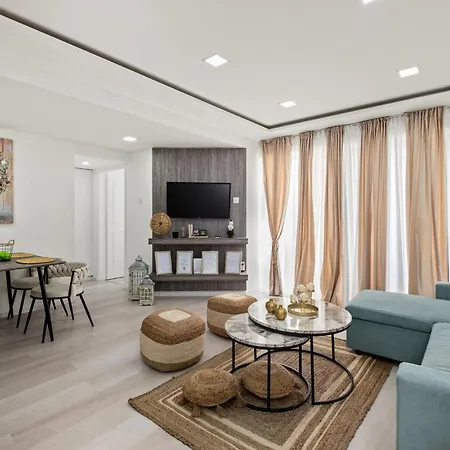 Апартаменти Lazuli Sea View Beachfront Ap 253 Ларнака