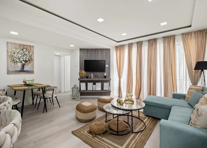 Апартаменти Lazuli Sea View Beachfront Ap 253 Ларнака