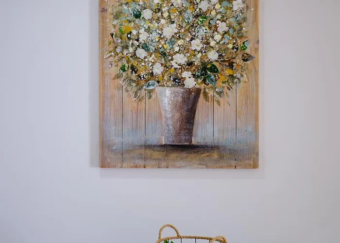 Lazuli Sea View Beachfront Ap 253 アパート