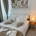Apartment Lazuli Sea View Beachfront Ap 253 *