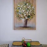 Lazuli Sea View Beachfront Ap 253 Apartment