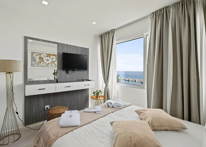 Apartmán Lazuli Sea View Beachfront Ap 253 *