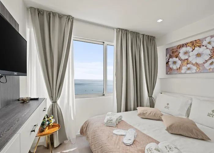 Lazuli Sea View Beachfront Ap 253 Apartmán Larnaca