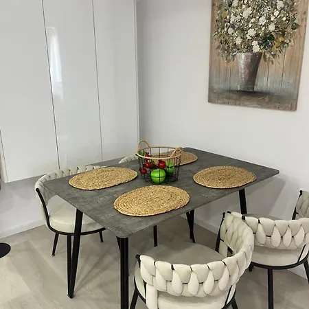 Lazuli Sea View Beachfront Ap 253 Апартаменти *