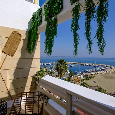 Lazuli Sea View Beachfront Ap 253