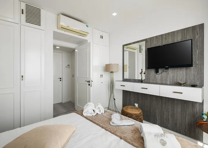 Lazuli Sea View Beachfront Ap 253 Apartamento *