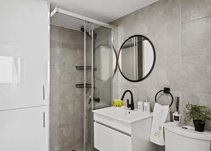 Lazuli Sea View Beachfront Ap 253 *